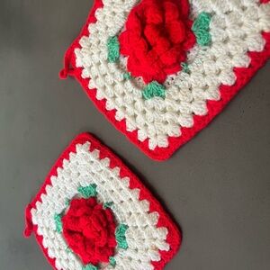 Vintage Crocheted Hot Pad Trivet Rose Cottage Handcrafted Pair